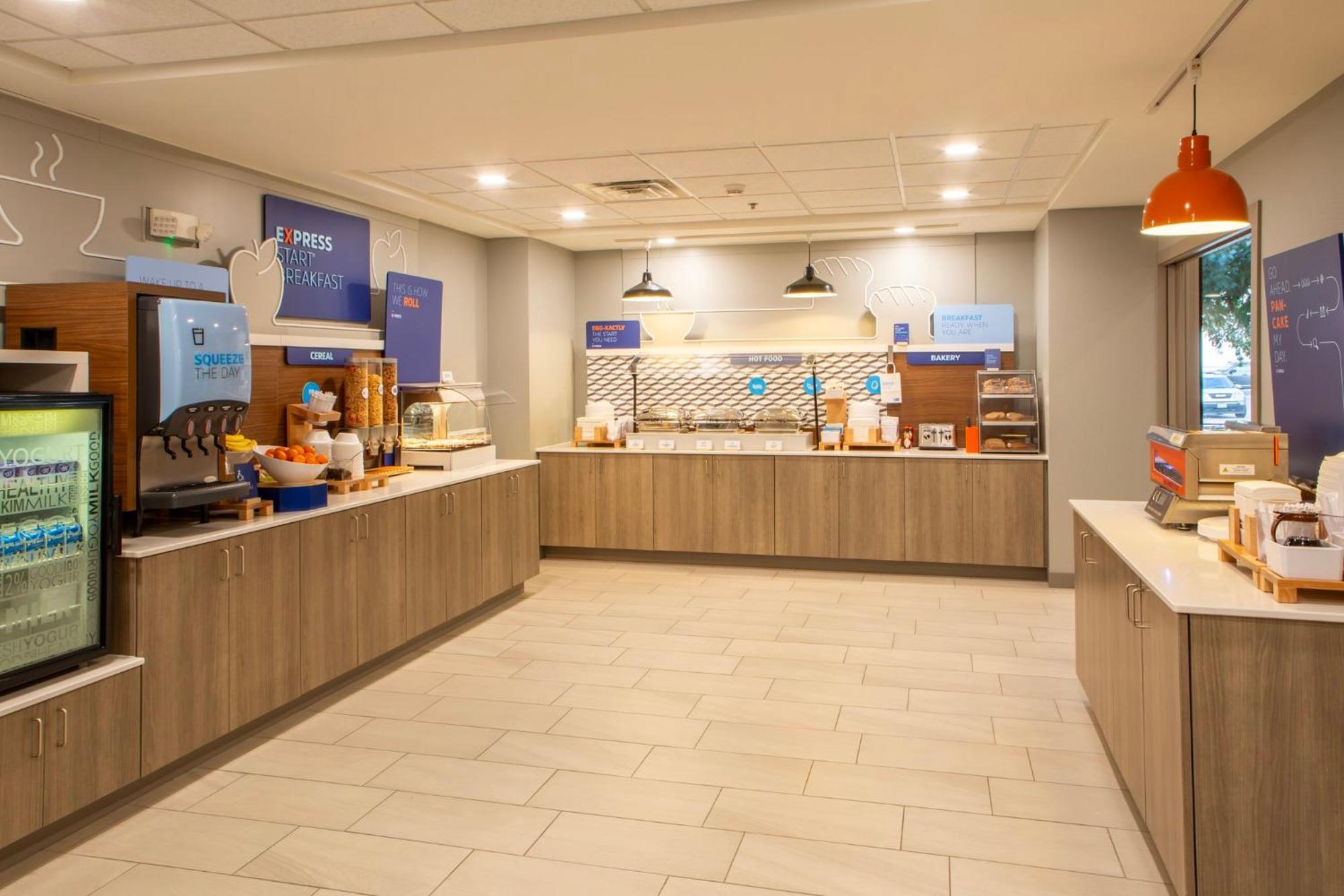 Holiday Inn Express & Suites Sioux City-South By Ihg Esterno foto