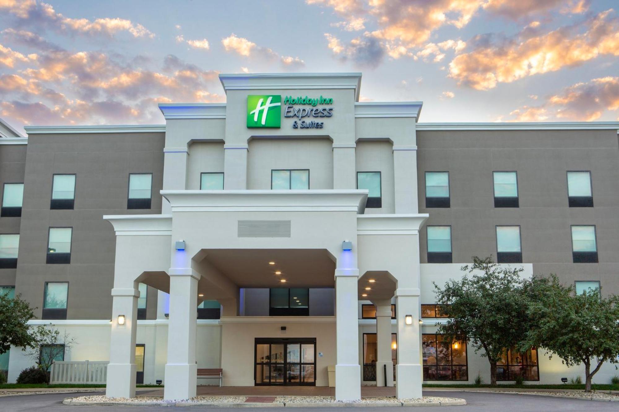 Holiday Inn Express & Suites Sioux City-South By Ihg Esterno foto